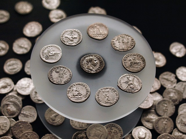 staré stříbrné mince